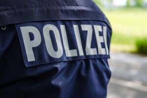 Eine Bußgeldstelle in Schleswig-Holstein arbeitet eng mit der Polizei zusammen.