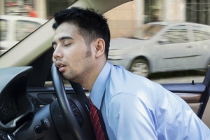 Im Auto schlafen: Ist dies erlaubt oder droht ein Bußgeld?